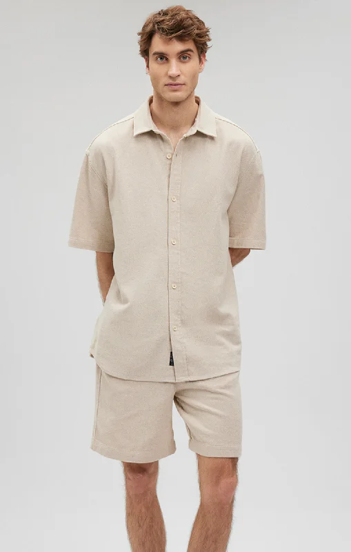 BOXY BUTTON-UP SHIRT IN OYSTER GRAY